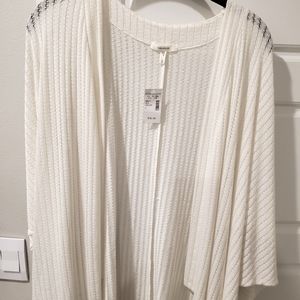 White/off white cardigan size 2. New with tags. Never worn.